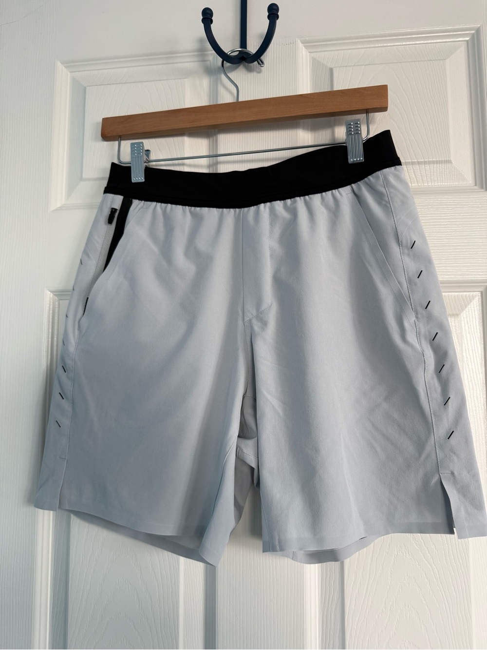 Ten Thousand Interval Shorts Light Gray Lined 7” Small S NEW